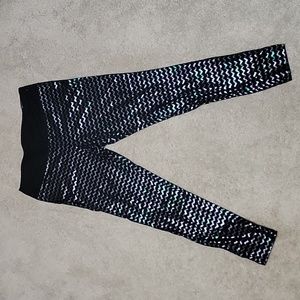Jenni black iridescent active leggings juniors size L NWT